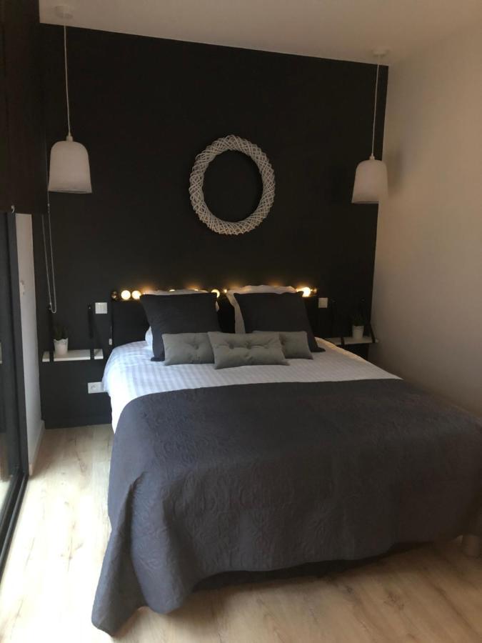 Victoria'S House Aparthotel Lille Bagian luar foto