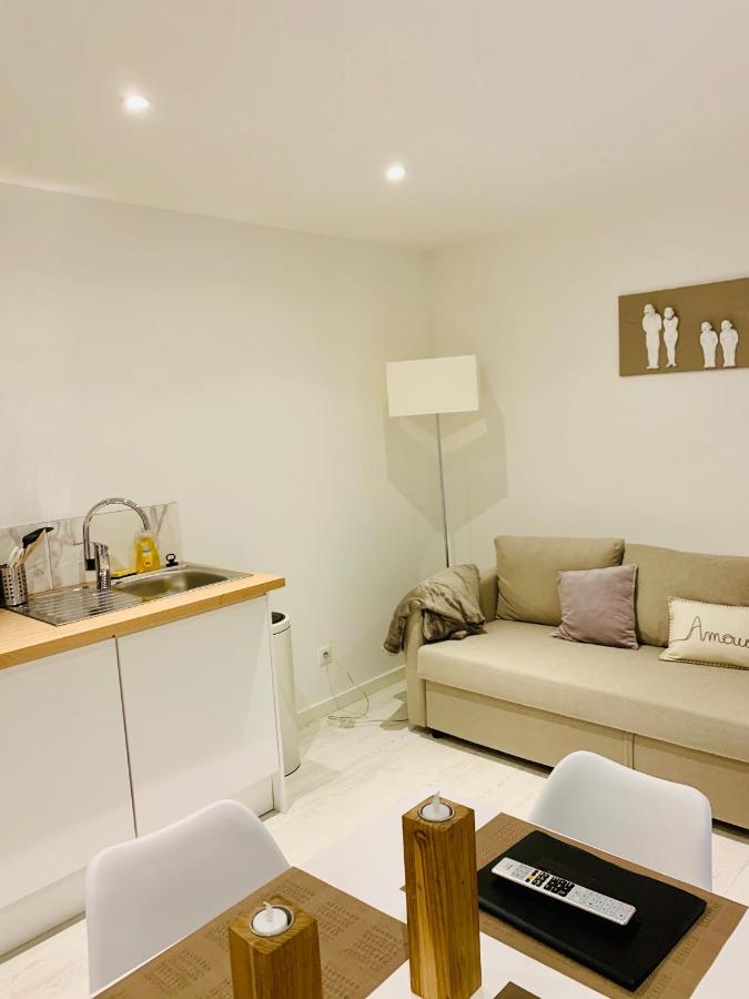 Victoria'S House Aparthotel Lille Bagian luar foto